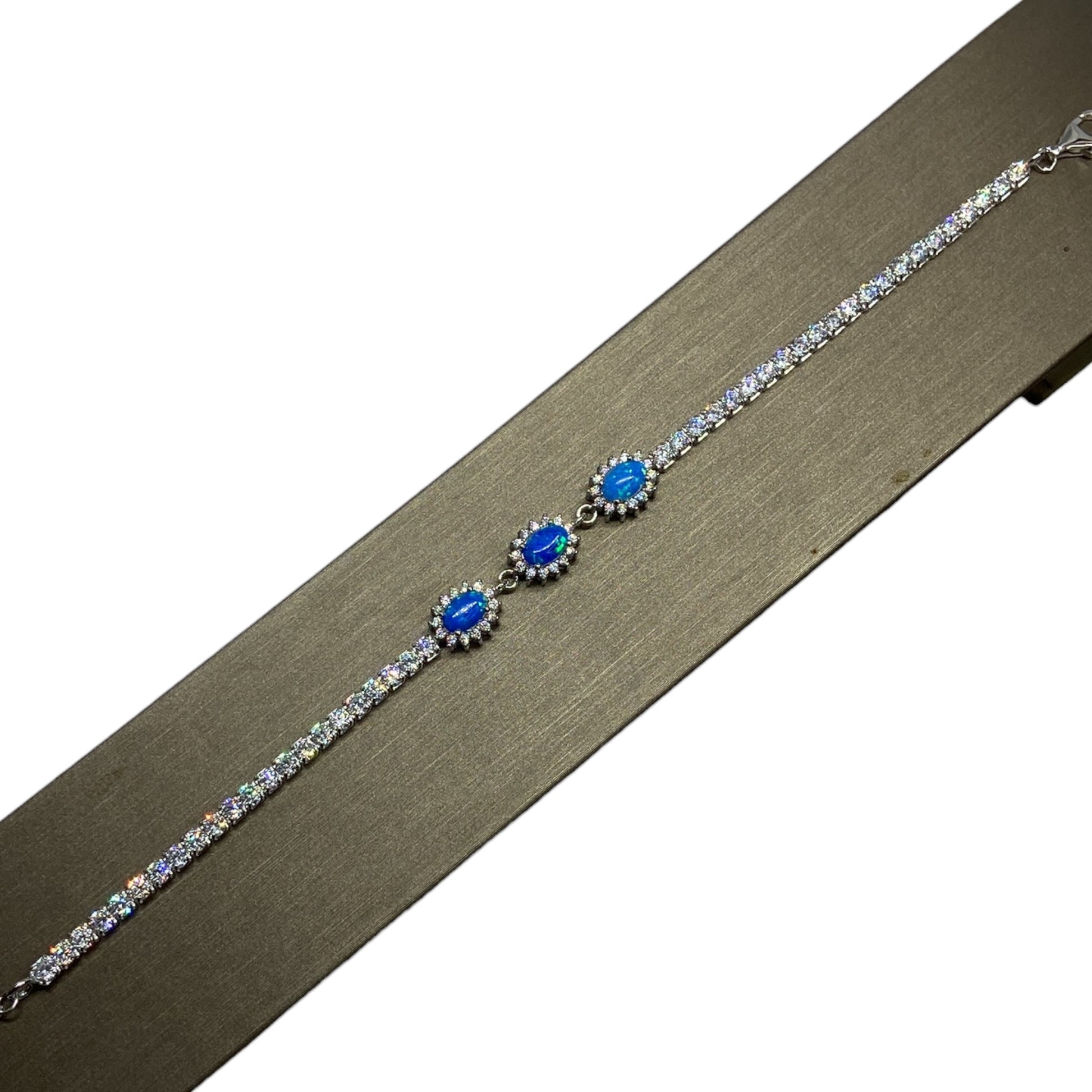 Silver Bracelet with colorful stones- اسوارة فضة باحجار ملونة Silver Bracelet with colorful stones- اسوارة فضة باحجار ملونة
