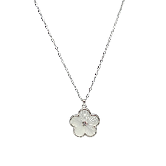 Flower Silver Necklace- سلسال فضة⁩⁩ على شكل ورده