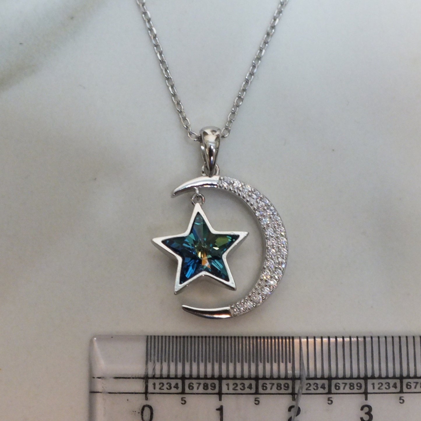 Colored Stone Star and Moon Necklace- سلسال قمر و نجمة بحجر ملون
