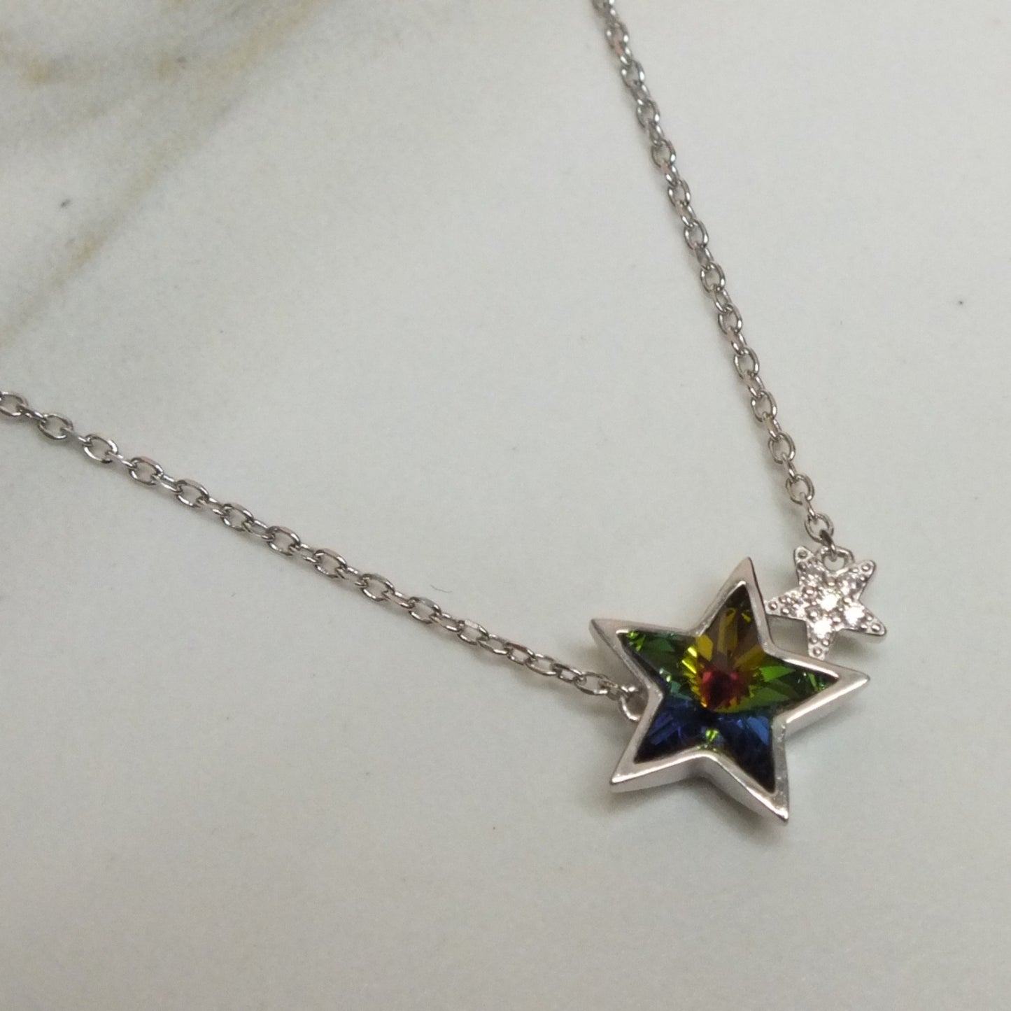 Colored Stone Stars Necklace- سلسال نجوم بحجر ملون