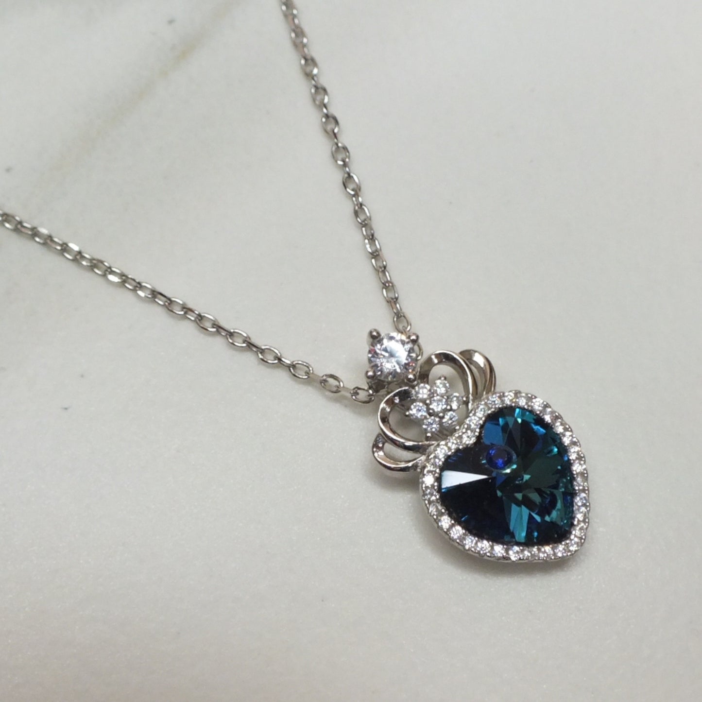 Blue Stone Heart Necklace- سلسال قلب بحجر ازرق