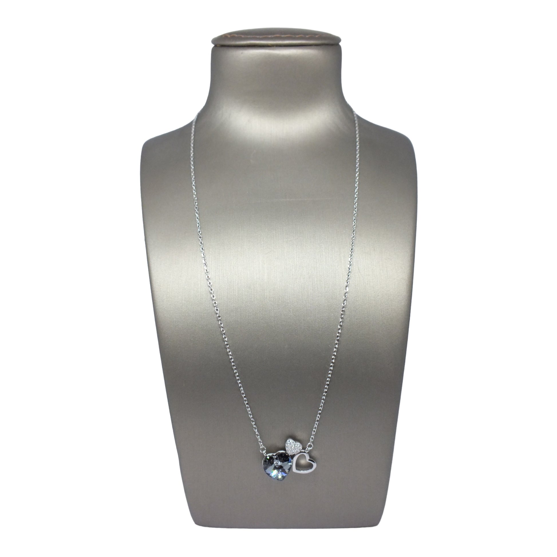 Black Stone Hearts Necklace-سلسال فضة قلوب Black Stone Hearts Necklace-سلسال فضة قلوب